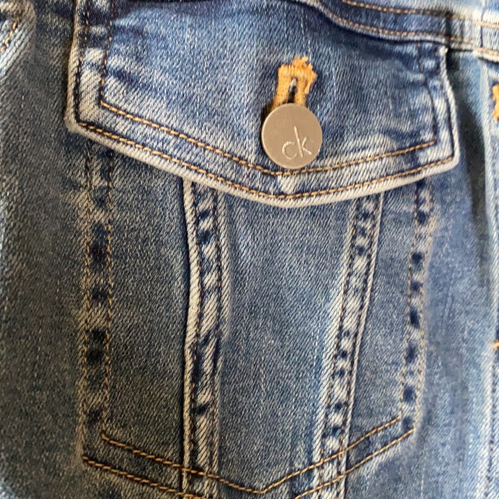 Calvin Klein Jeans Jean Jacket NWT - Picture 2 of 7